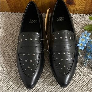 FRYE AND CO. WOMEN’S ELARA LOAFERS